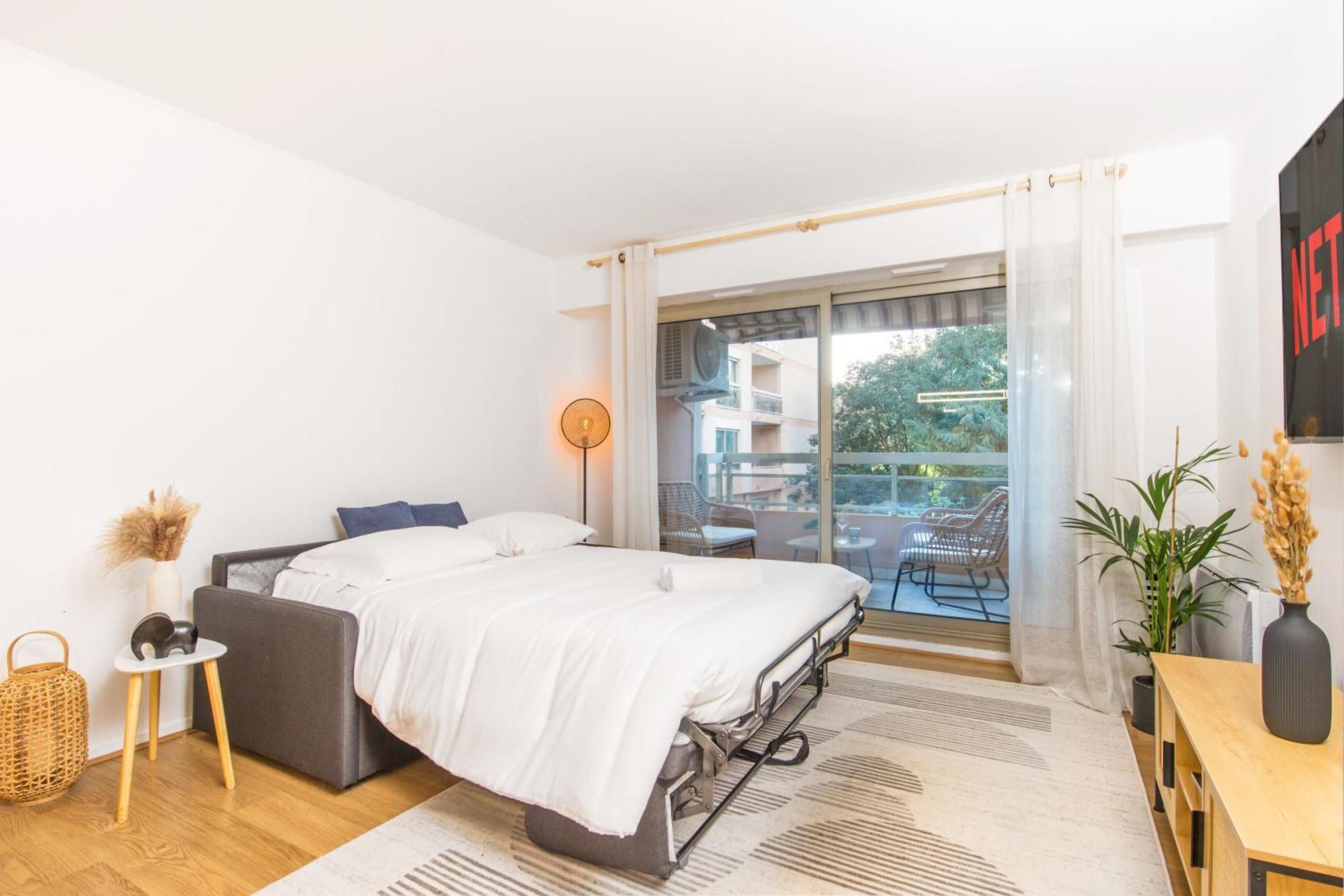 Appartement Renove - Terrasse - Parking - Bm Niza Exterior foto